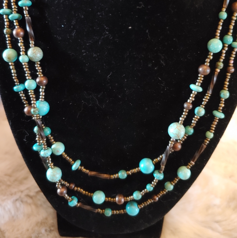 3 strand necklace